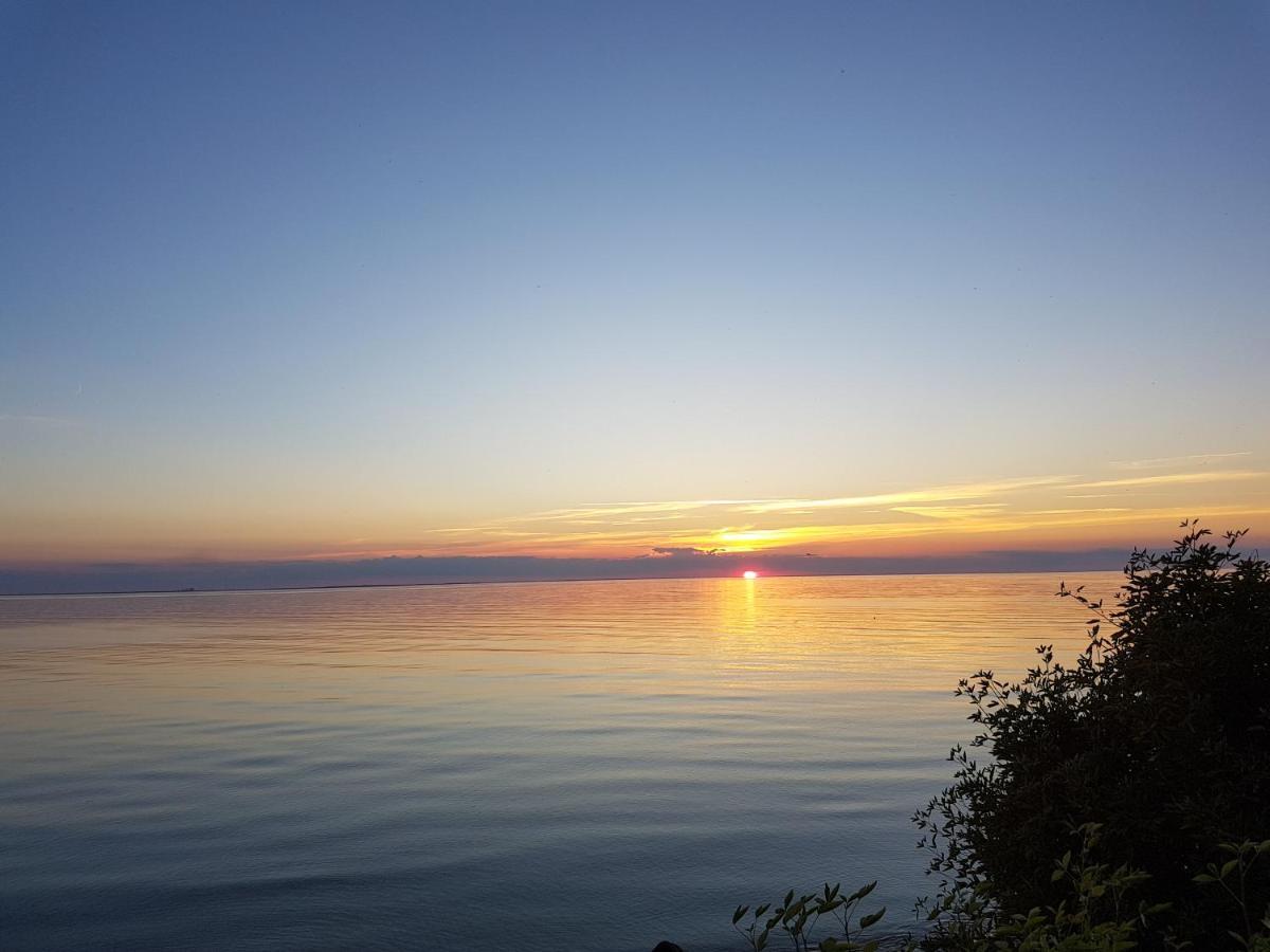 Sjoetorpet - Unikt Boende Vid Havet Pa Norra Oeland! Löttorp Kültér fotó